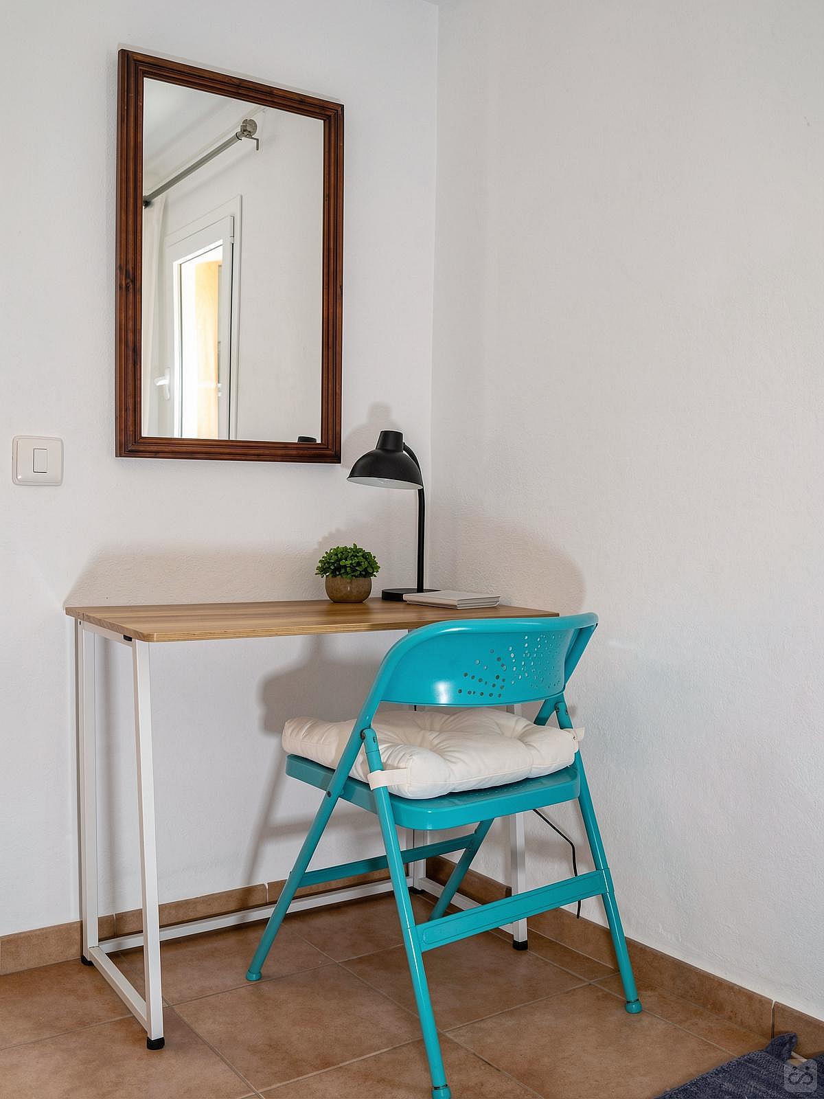 Private Small - 6