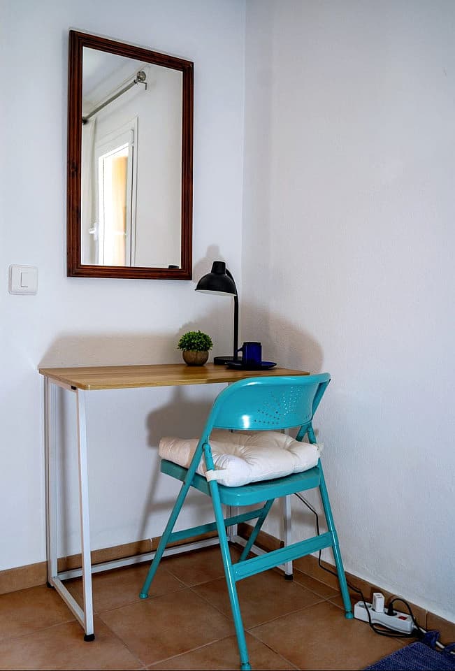 Private Small - 4