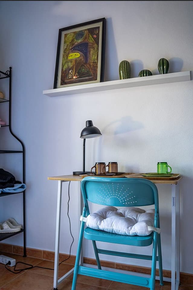 Bed In A 4-Bed Mixed Gender Room - 8