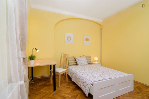 Elegant double bedroom in Holešovice