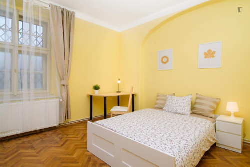 Elegant double bedroom in Holešovice