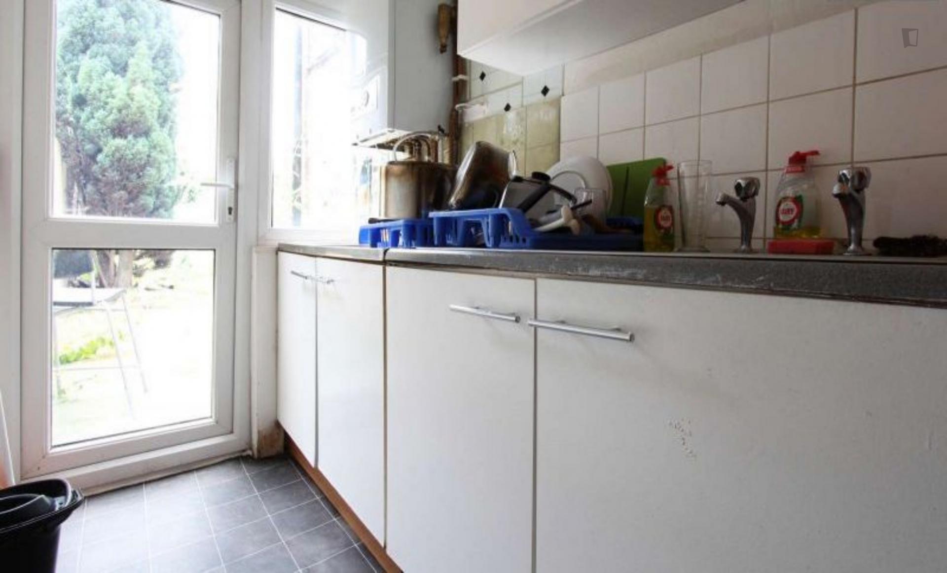 Snug single bedroom in residential Harringay