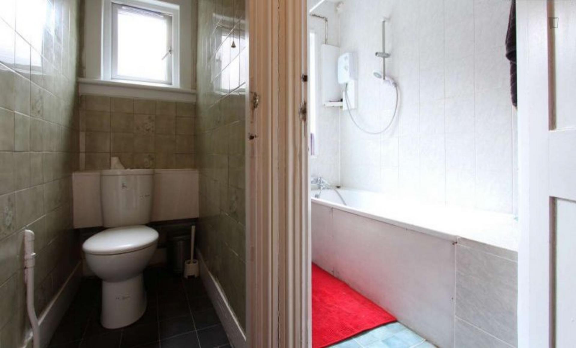 Snug single bedroom in residential Harringay