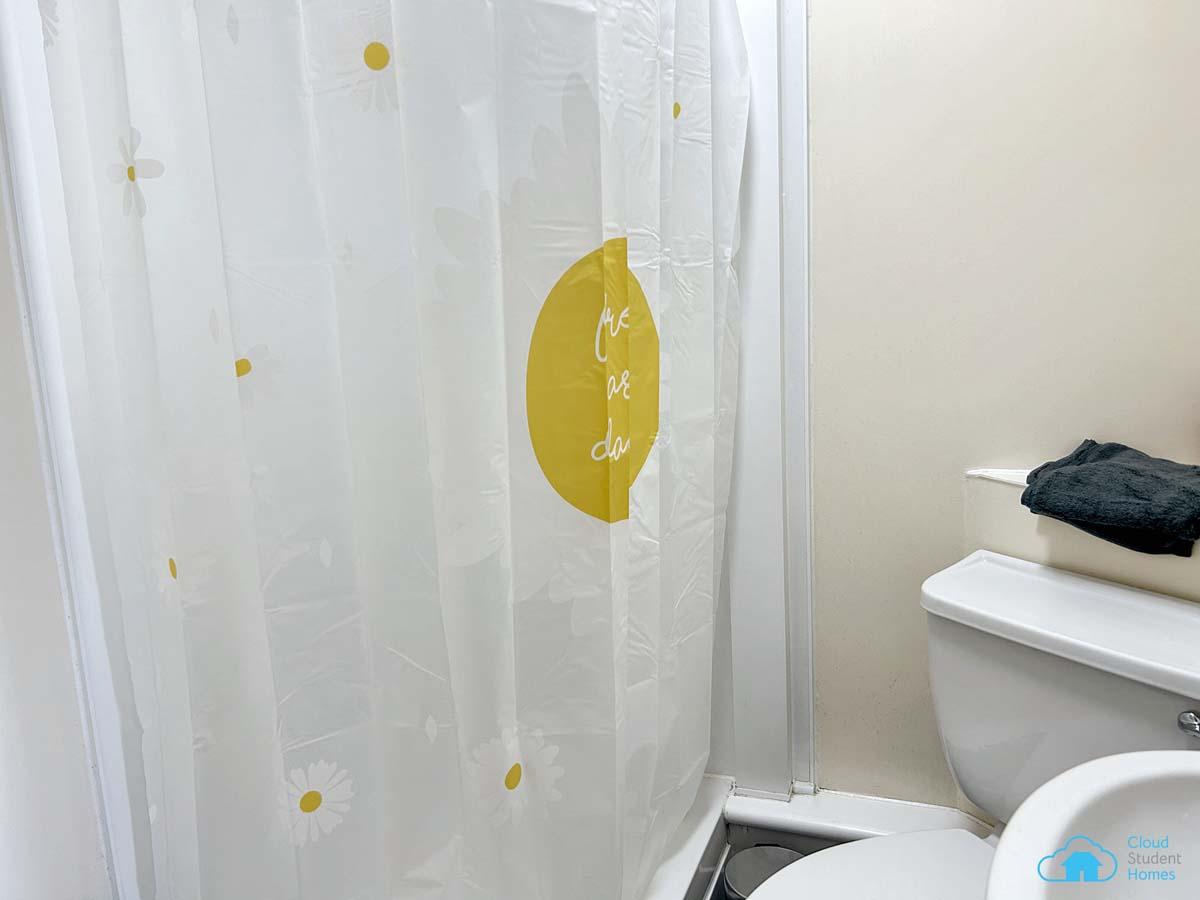 Deluxe En-Suite Roebuck House - 6