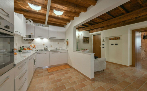 Appealing 3-bedroom apartment in San Frediano - Gallery - 15
