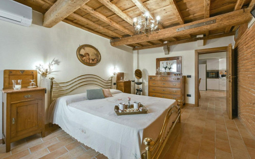 Appealing 3-bedroom apartment in San Frediano - Gallery - 9
