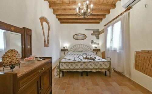 Appealing 3-bedroom apartment in San Frediano  - Gallery -  5