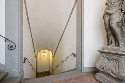 Very spacious studio in the Duomo area