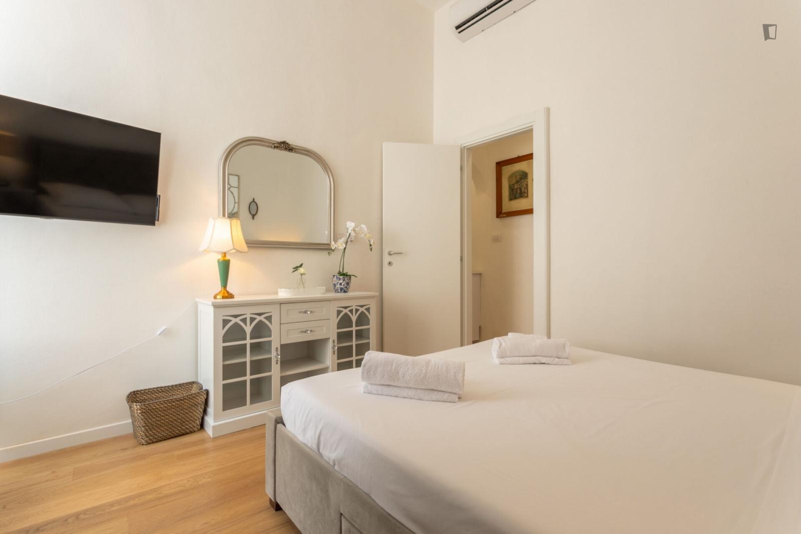  Lovely 2-Bedroom Apartment Near Università Degli Studi Di Firenze  -  Lovely 2-bedroom apartment near Università degli Studi di Firenze  - Gallery -  1