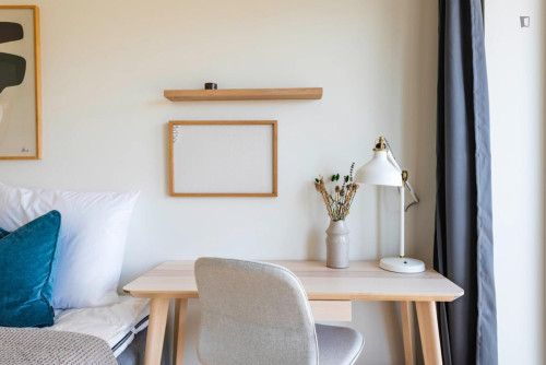 Lovely single bedroom in shared flat in Sydhavnen