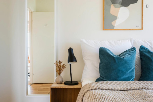 Lovely single bedroom in shared flat in Sydhavnen