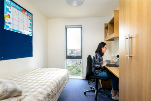 New Hall - Gallery - 13