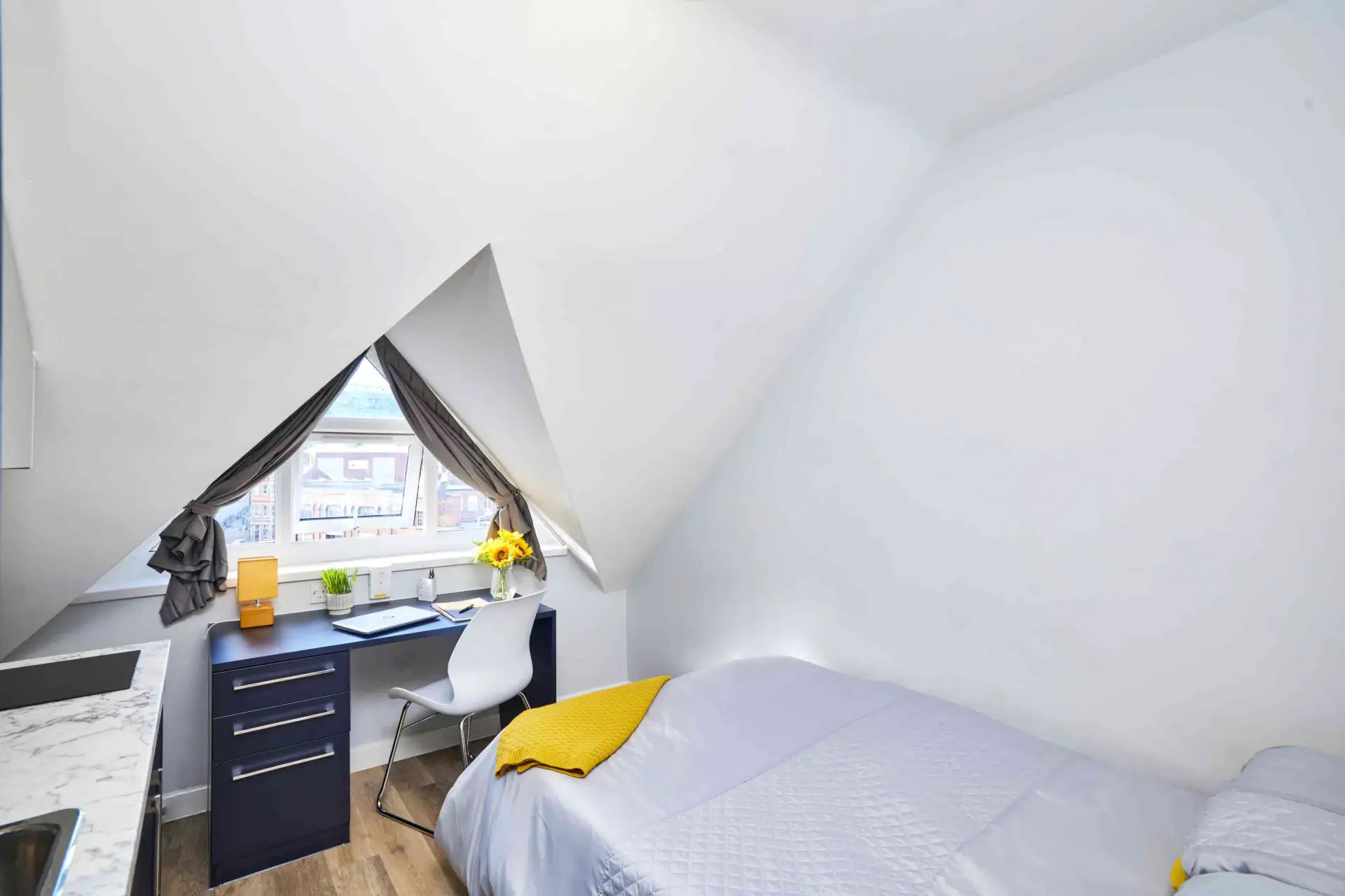  Loft Studio  -  Hockley Point  - Gallery -  1