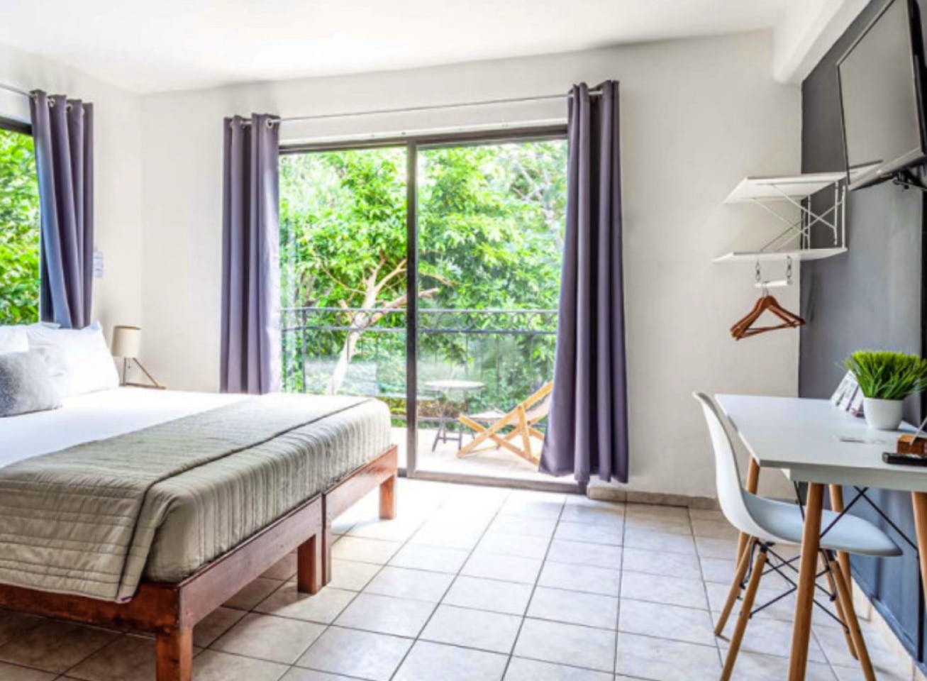 Private Room 1 - Exclusive Adults Only Coliving Oasis Steps from Tranquil Playacar Beach - Gallery - 22