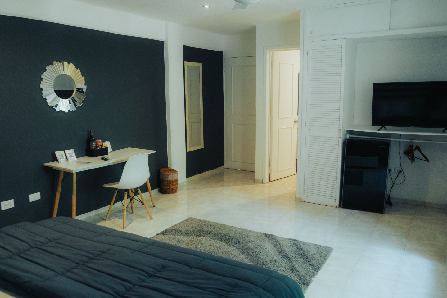 Private Room 2 - Exclusive Adults Only Coliving Oasis Steps from Tranquil Playacar Beach - Gallery - 22