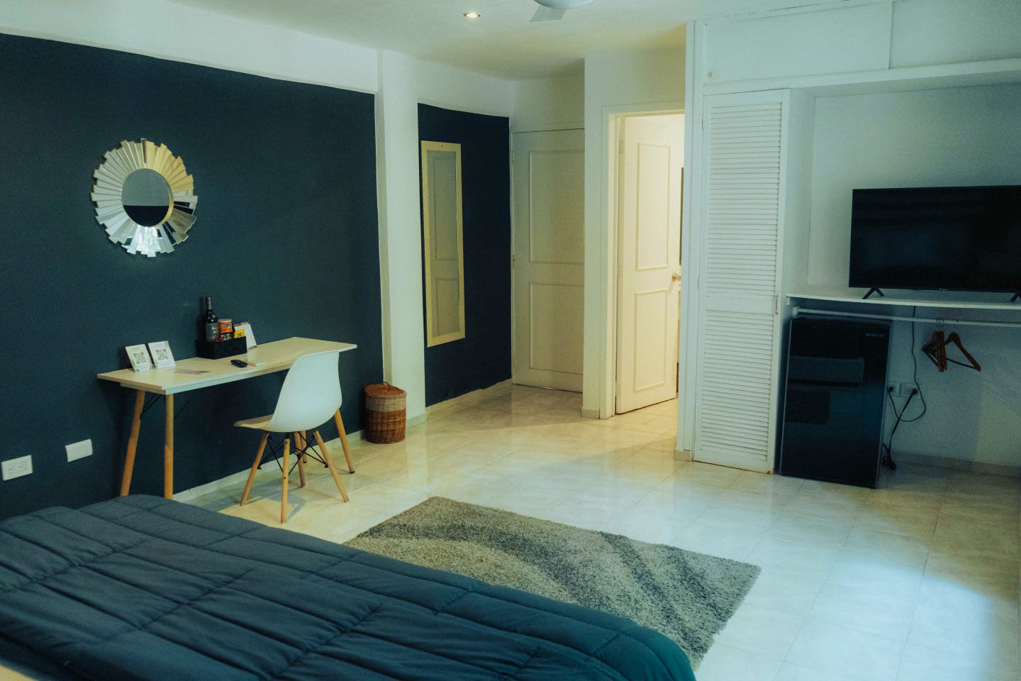 Private Room 2 - Exclusive Adults Only Coliving Oasis Steps from Tranquil Playacar Beach - Gallery - 27