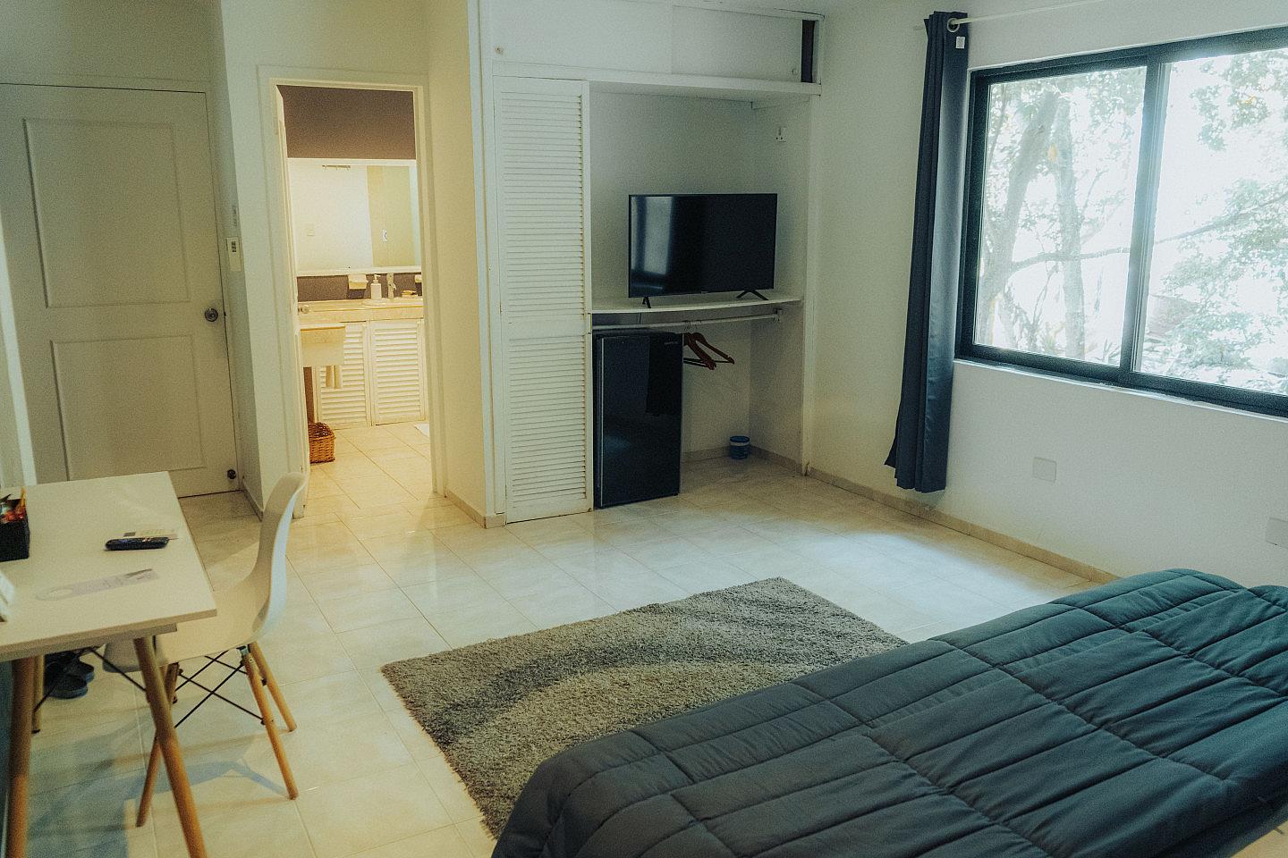 Private Room 2 - Exclusive Adults Only Coliving Oasis Steps from Tranquil Playacar Beach - Gallery - 17