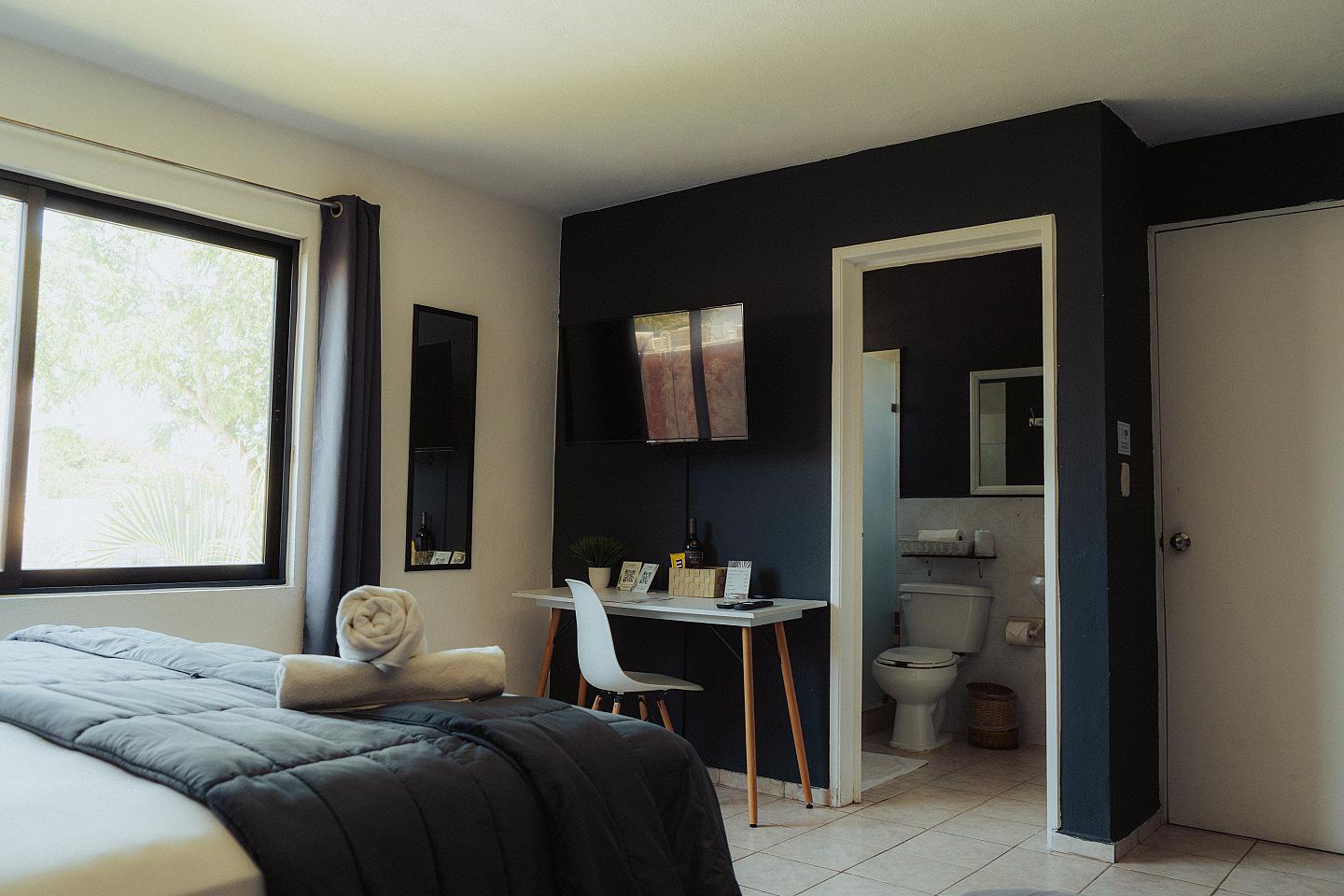 Private Room 3 - Exclusive Adults Only Coliving Oasis Steps from Tranquil Playacar Beach - Gallery - 14