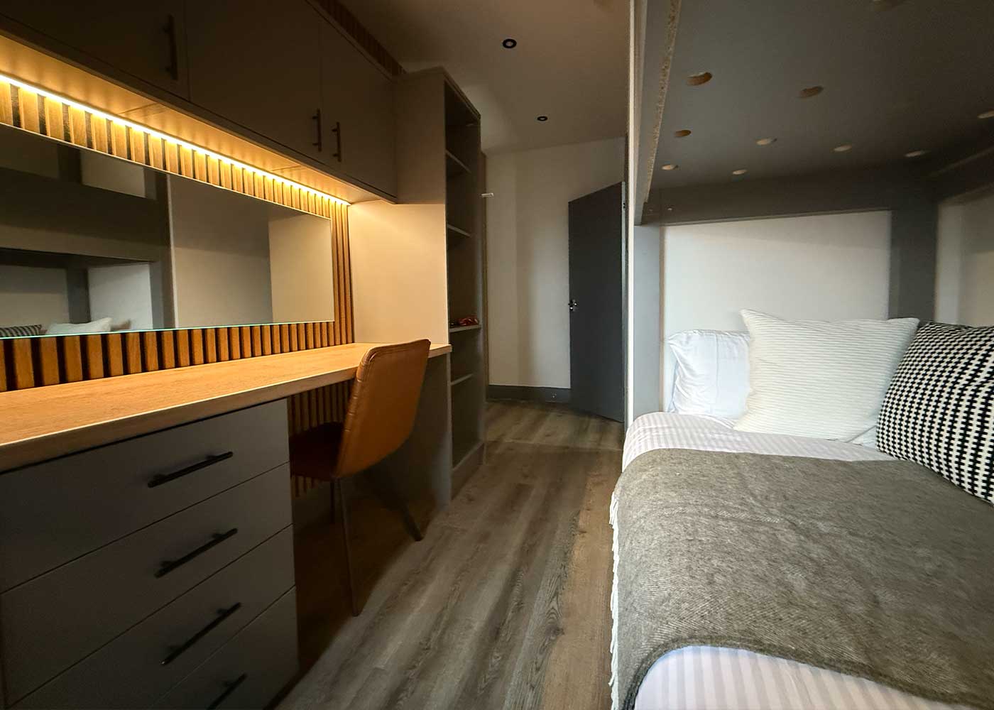 Non Ensuite - Ivy Halls - Gallery - 5