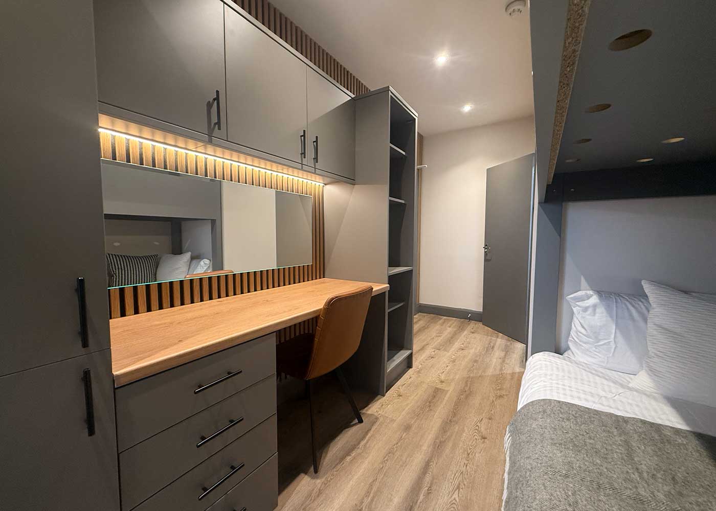 Non Ensuite - Ivy Halls - Gallery - 8