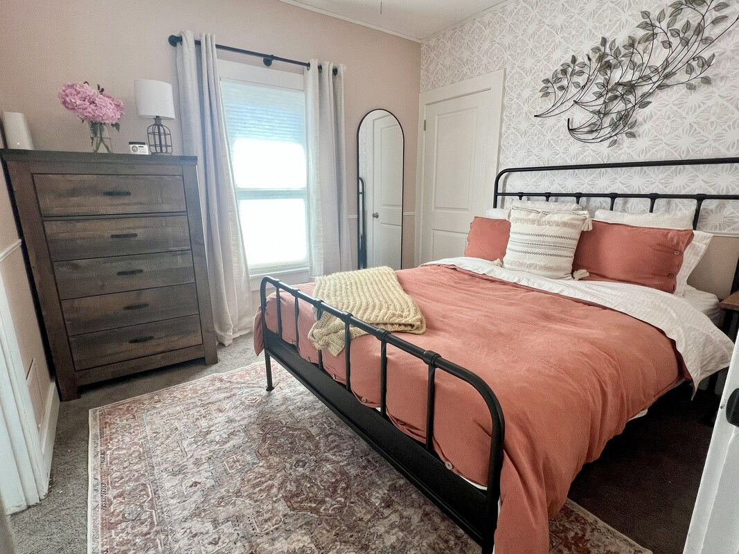 Red Room(Full Room) - 1