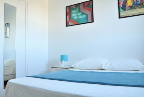 Quiet and bright bedroom 13m²