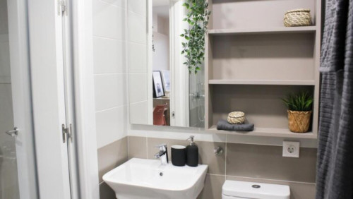 Bed in a cosy shared studio, near Universidad Pontificia de Salamanc