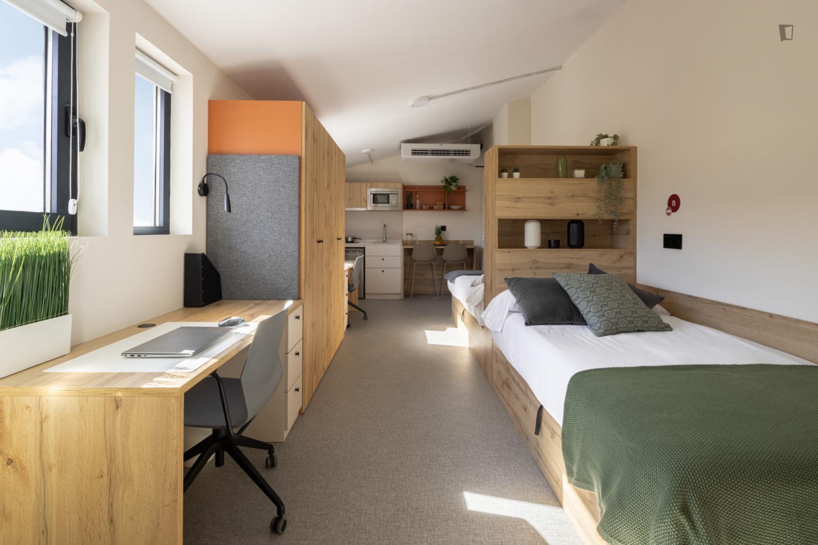 Bed In A Cosy Shared Studio, Near Universidad Pontificia De Salamanc - Bed in a cosy shared studio, near Universidad Pontificia de Salamanc - Gallery - 1