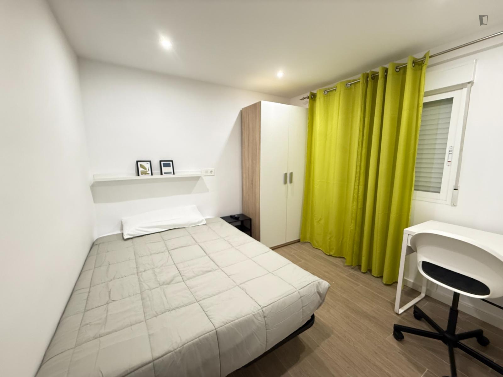 Cozy Double Bedroom Close To The City Center - 1