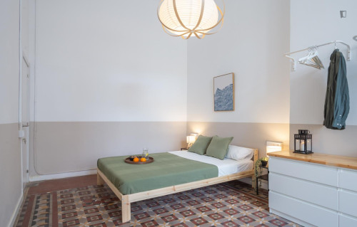 Neat double bedroom near Urquinaona metro station - Gallery - 7