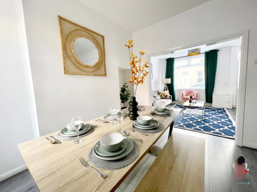 3BR 4Beds l Home Sweet Home Liverpool | Convenient Location