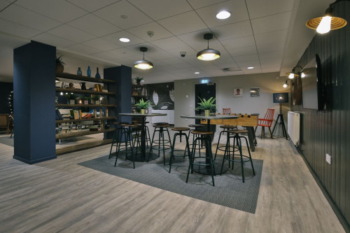  Classic Smaller Studio  -  George Street Apartments  - Gallery -  1