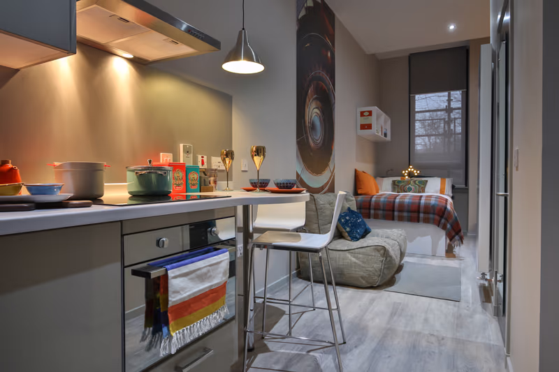 Classic Studio - George Street Apartments - Gallery - 3