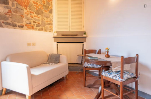 One-Bedroom Apartment in Florence - Gallery - 8