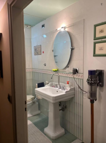 Single Bedroom in a 2-Bedroom Apartment in Florence - Gallery - 13
