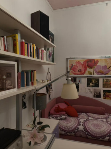 Single Bedroom in a 2-Bedroom Apartment in Florence - Gallery - 6