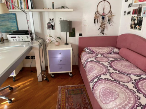 Single Bedroom in a 2-Bedroom Apartment in Florence  - Gallery -  5