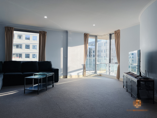 77 Northbourne Ave