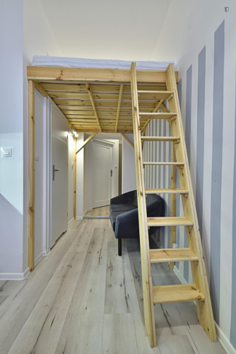 Lovely mezzanine studio close to the University of Lodz