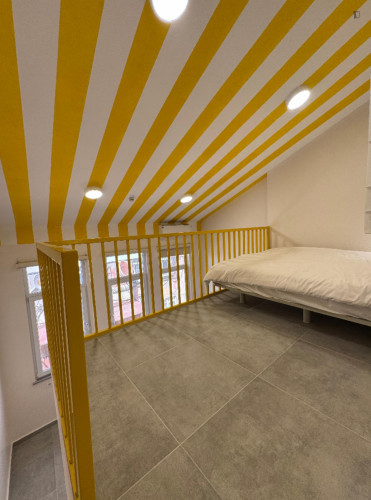 BalatBanana / Studio / No: 8