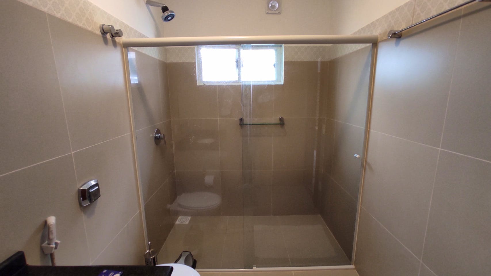 Private Medium Ensuite - Manoel Pedro da Silveira Home - Gallery - 13