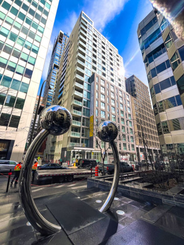 Stylish Coliving Oasis in Downtown Montréal's Vibrant Ville-Marie