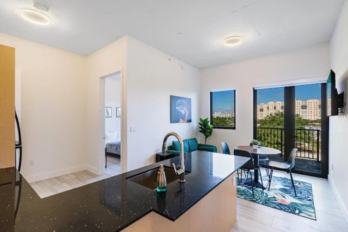 Urban Coliving Retreat in Vibrant Little Havana with Modern Amenities