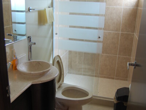 2 big rooms,own bathrooms,furniture