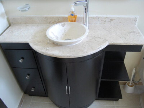 2 big rooms,own bathrooms,furniture