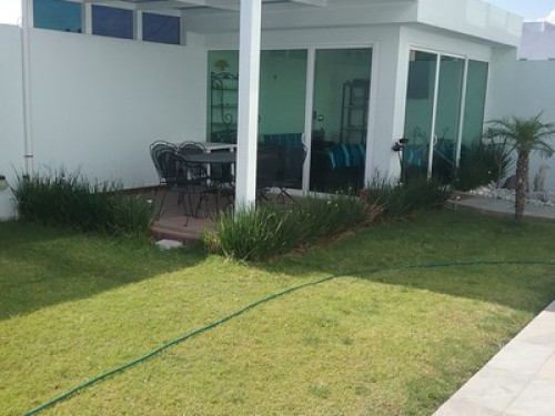 HOME NO GARDEN