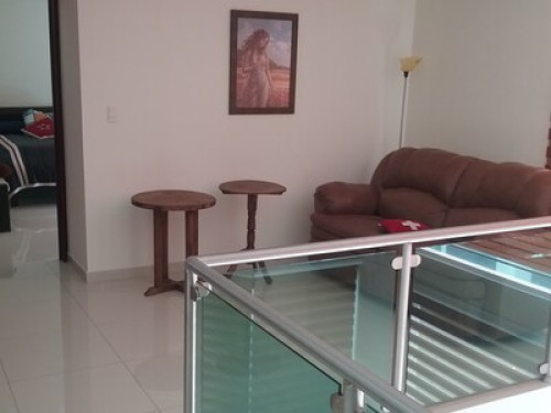 HOME NO GARDEN