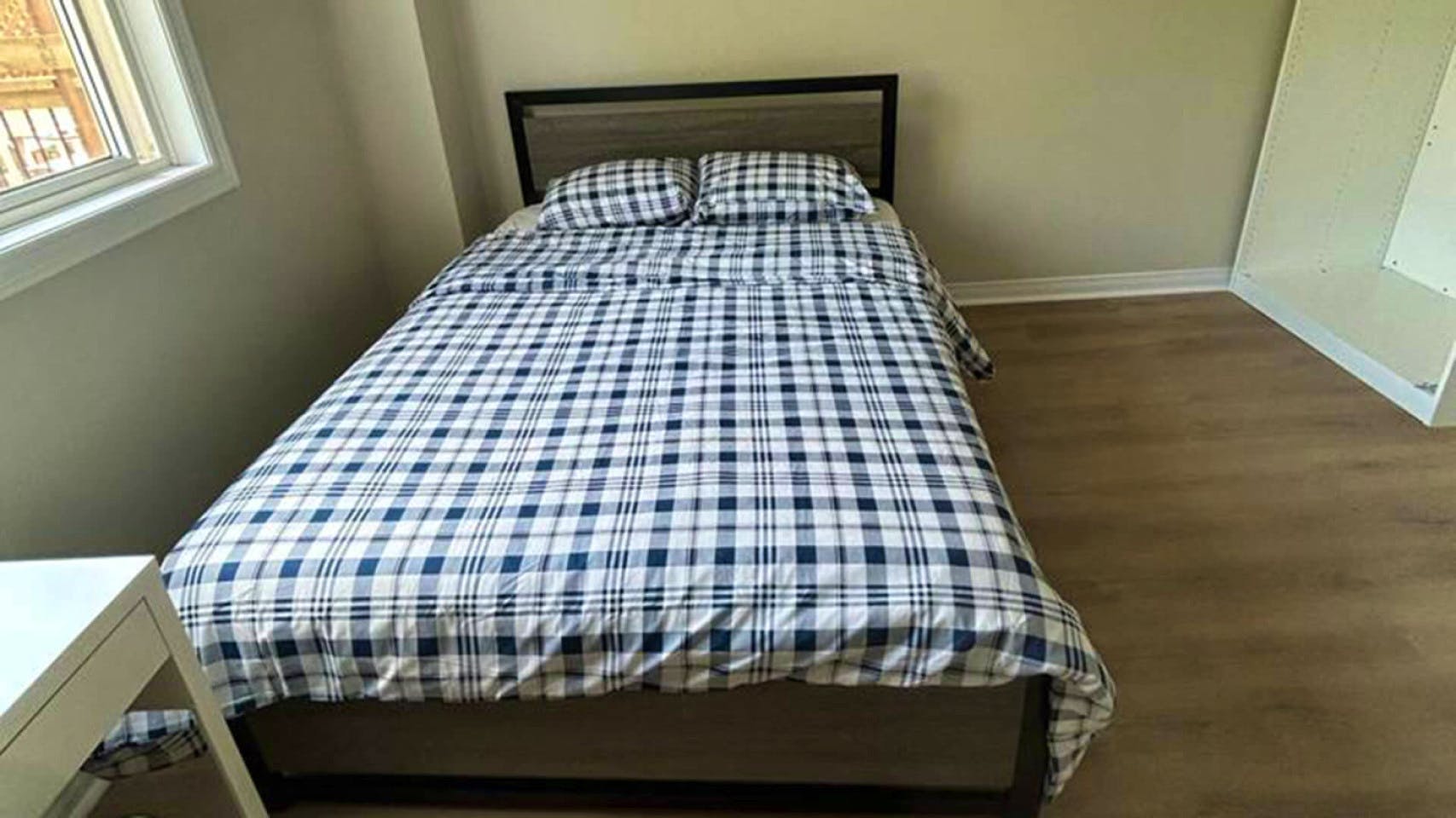 Private Flex Premium  -  Modern 6-Bedroom Coliving Haven in Peaceful Westvale, Waterloo  - Gallery -  2