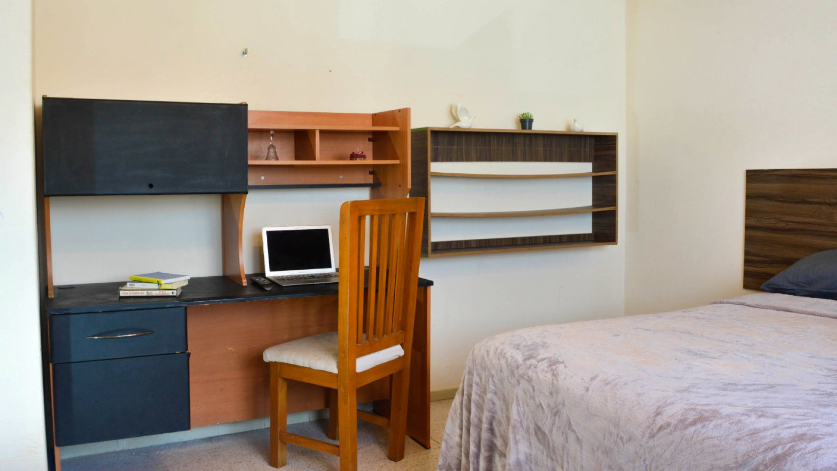  Private Room With Shared Bathrooms  -  Calm and Affordable Coliving in Peaceful Ciudad Satélite Residence  - Gallery -  9