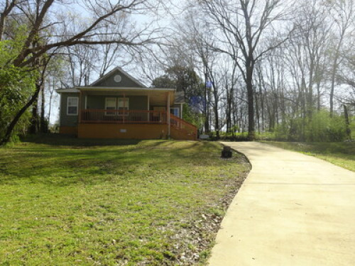 Serene,Centrally Located,Modest,Hm. - Gallery - 9